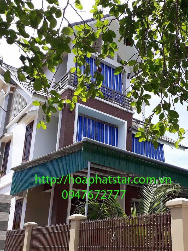 Cách xử lý bạt che nắng mưa bị rách 1 15