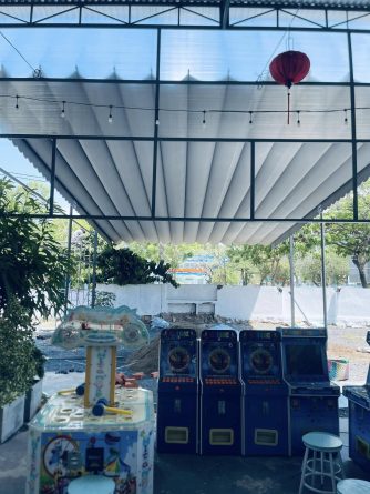 Bạt Che Nắng Mưa Bị Kẹt