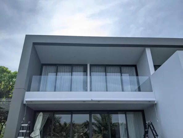 Mái Che Tự Động Gắn Trần Bê Tông