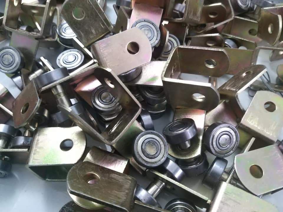 Các loại phụ kiện cần có khi tự lắp mái che tại nhà 2 Phụ Kiện Cần Có Khi Tự Lắp Mái Che