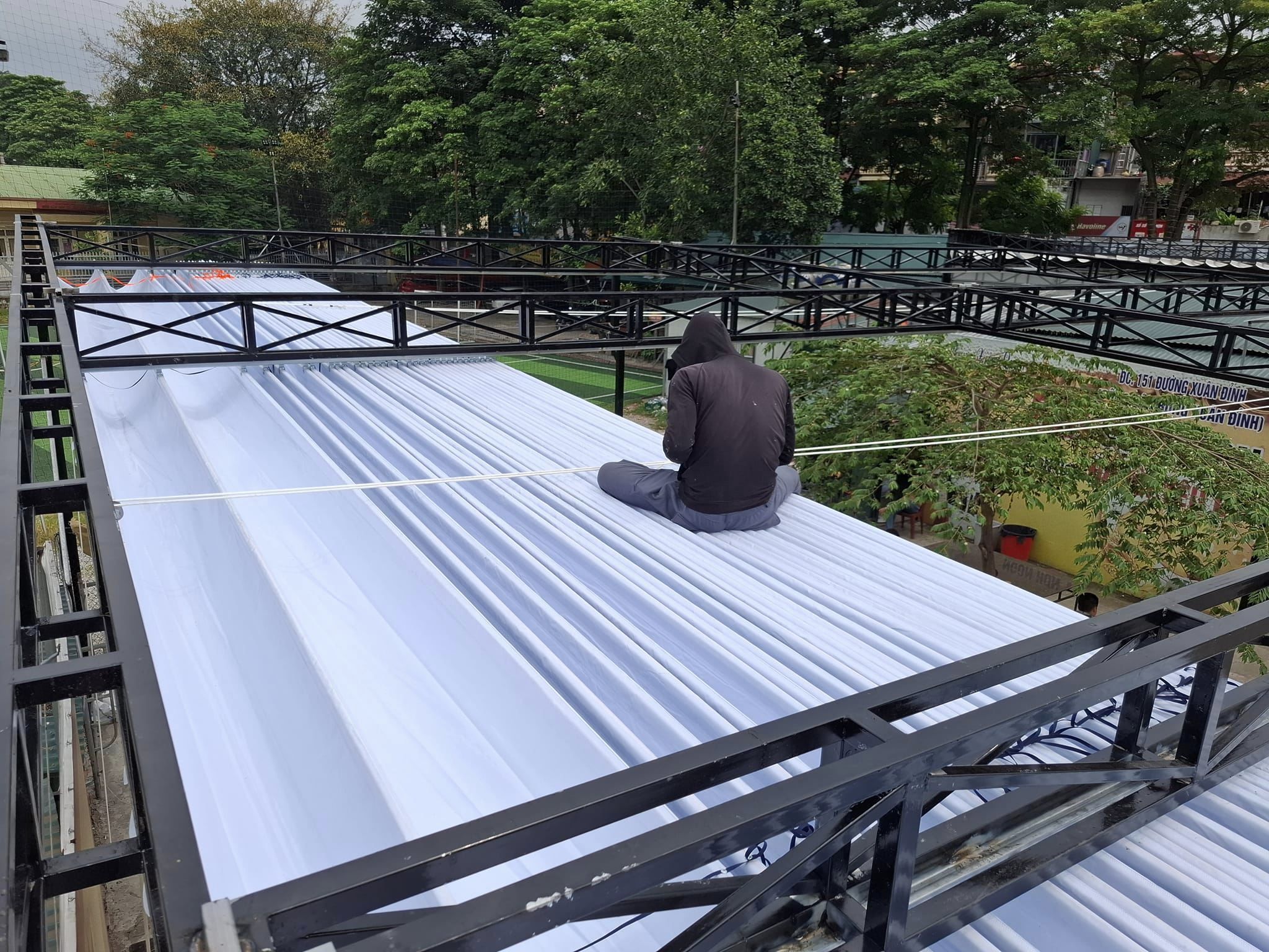 Hướng dẫn bảo dưỡng bạt mái xếp đúng cách 4 Bảo Dưỡng Bạt Mái Xếp Đúng Cách