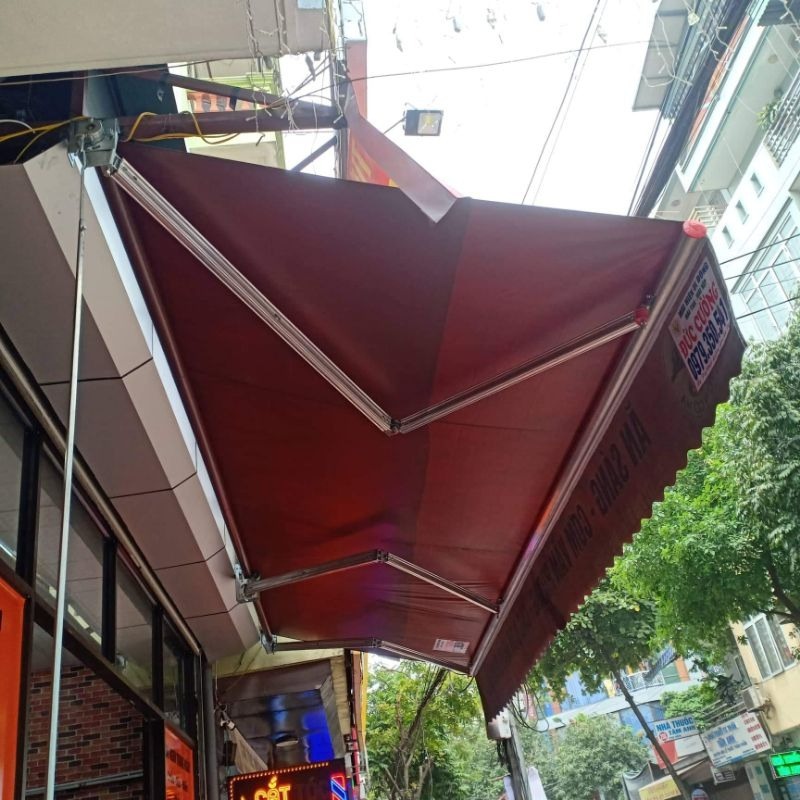 Bạt che nắng mưa có mấy lớp