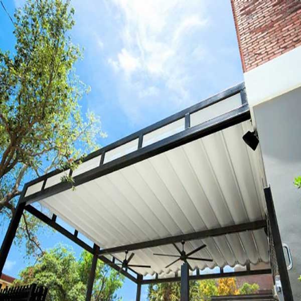 Bạt mái che có chống tia UV và mưa tốt không? Đánh giá thực tế 2 Bạt mái che có chống tia UV
