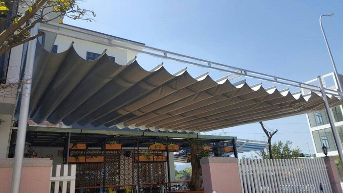 Hướng dẫn chọn bạt che nắng mưa phù hợp mái xếp 4 Chọn Bạt Che Nắng Mưa Phù Hợp Mái Xếp