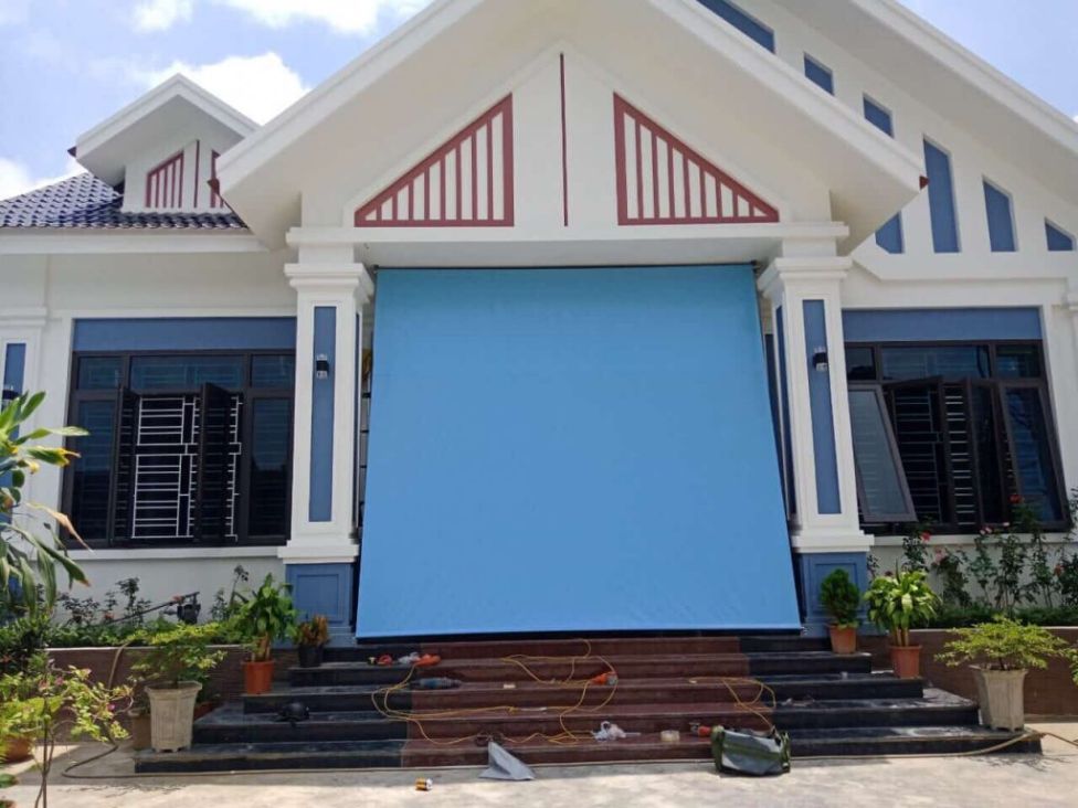 Hướng dẫn xử lý bạt che nắng mưa bị kẹt 4 Xử Lý Bạt Che Nắng Mưa Bị Kẹt