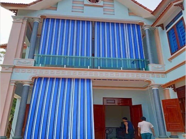 Hướng dẫn xử lý bạt che nắng mưa bị kẹt 3 Xử Lý Bạt Che Nắng Mưa Bị Kẹt