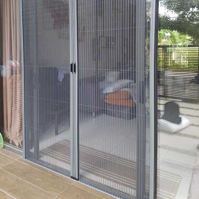 Cửa lưới chống muỗi dạng xếp có dễ bị hỏng không? 4 Cửa lưới chống muỗi dạng xếp