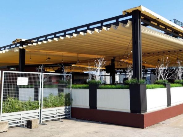 Bạt che nắng mưa lắp cho quán cà phê