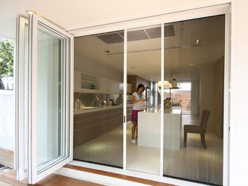 Cách vệ sinh cửa lưới chống muỗi hiệu quả 2 Cách vệ sinh cửa lưới chống muỗi