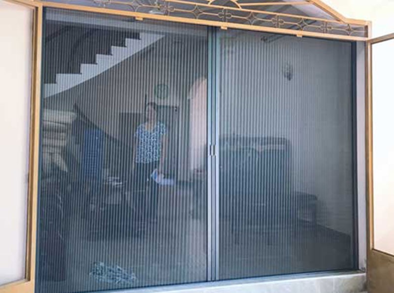 Mẹo bảo dưỡng ray cửa lưới giúp tăng tuổi thọ 5 Mẹo bảo dưỡng ray cửa lưới cho từng loại cửa cụ thể