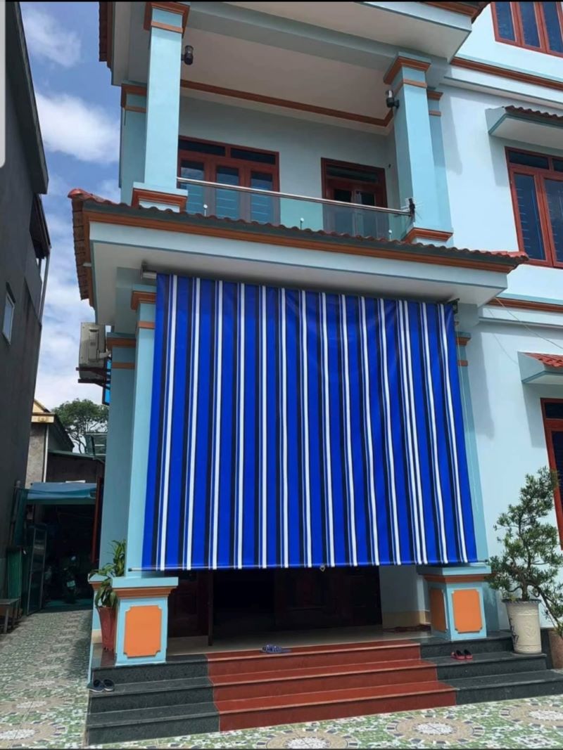 bạt tự cuốn bị kẹt phải làm sao
