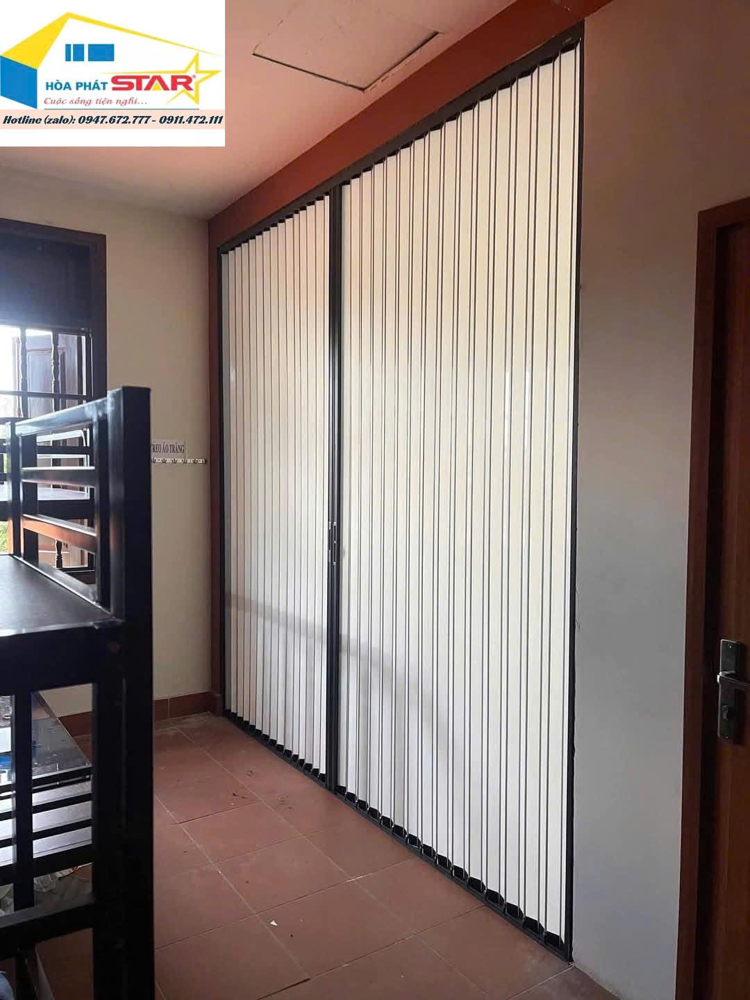 Cửa xếp lá nhựa đục