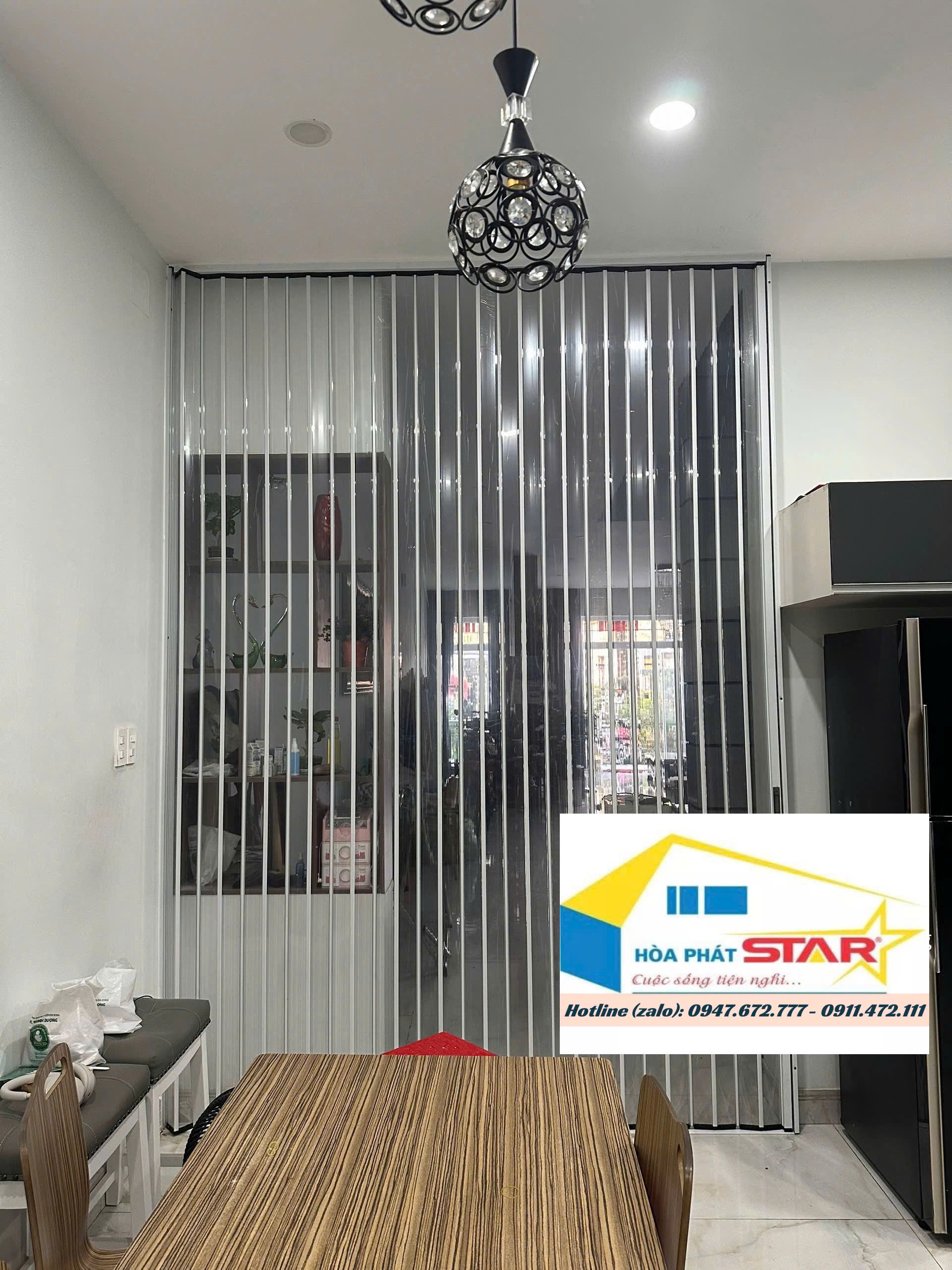 Cửa xếp lá nhựa trong suốt